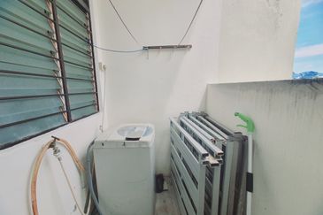 PANGSAPURI BUKIT BERUANG PERMAI