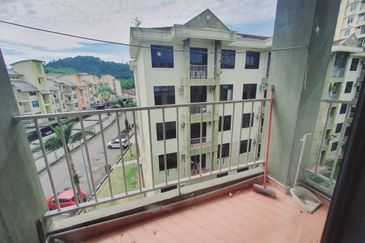 PANGSAPURI BUKIT BERUANG PERMAI