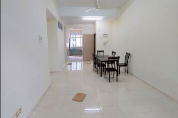 PANGSAPURI UNIVERSITY GREEN