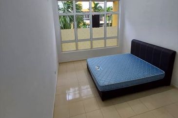 PANGSAPURI UNIVERSITY GREEN