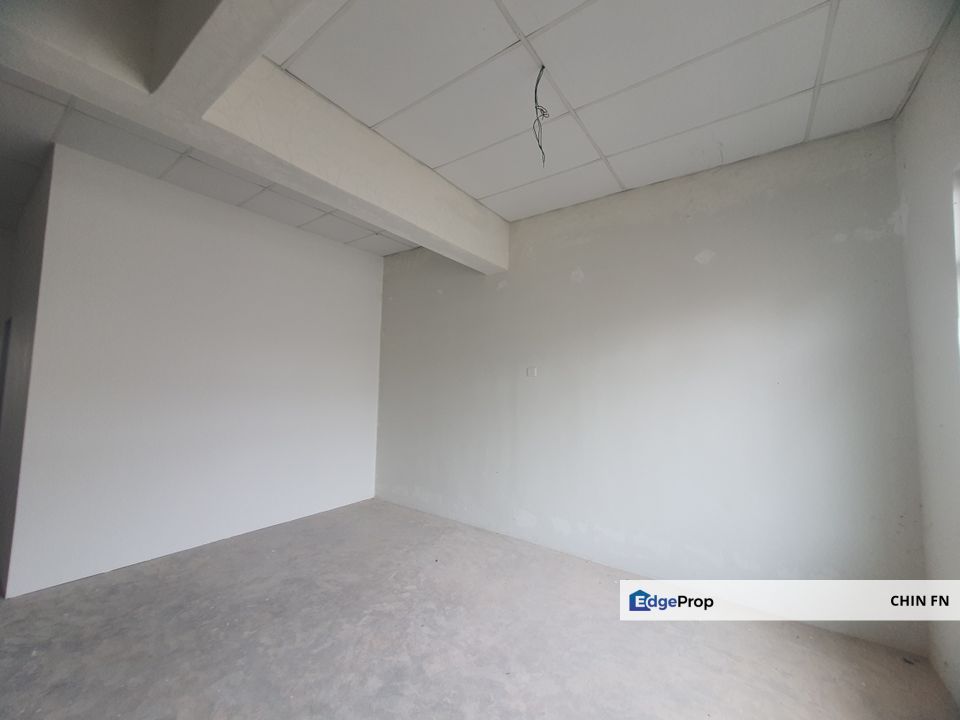 Very Low Price 1st Floor Shop Facing Small River View Jasin Bestari, Melaka, Jasin