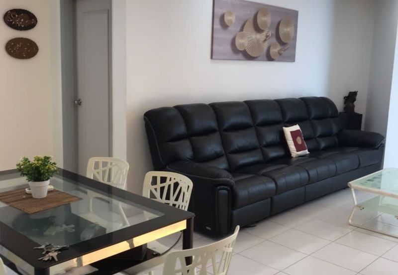 CONDOMINIUM OCEAN PALMS(PERMATA IDAMAN)