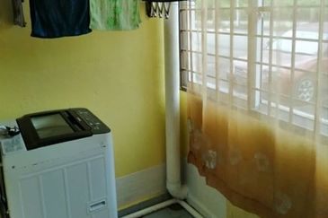 RUM PANGSA TAMAN PELANGI