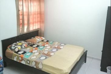 RUM PANGSA TAMAN PELANGI