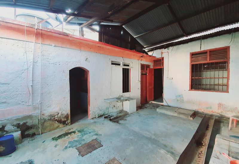 Freehold Big 3000 sqft House Bandar Hilir Mahkota Hospital Melaka Raya Melaka