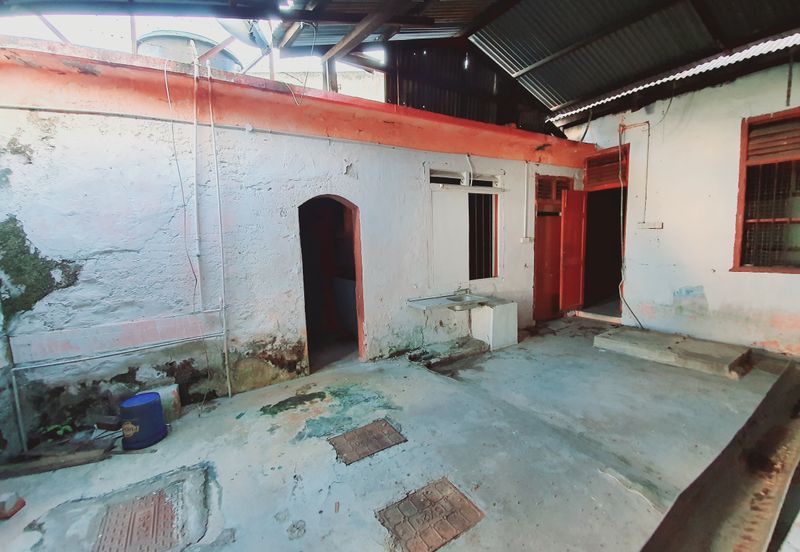 Freehold Big 3000 sqft House Bandar Hilir Mahkota Hospital Melaka Raya Melaka