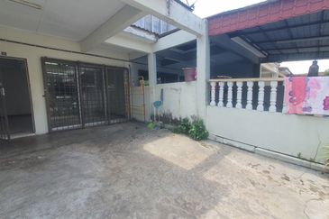 Taman Batu Berendam Putra