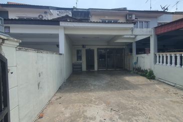 Taman Batu Berendam Putra