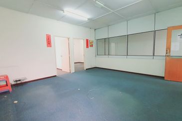 Ayer Keroh Commercial Centre