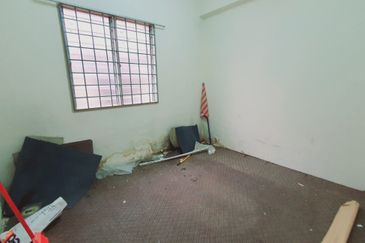 Ayer Keroh Commercial Centre