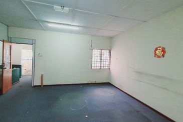 Ayer Keroh Commercial Centre