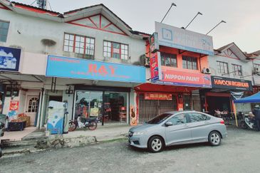 Ayer Keroh Commercial Centre