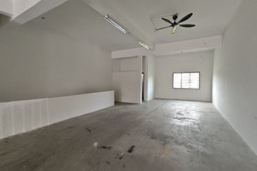 Pusat Perniagaan Gangsa