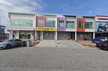 Pusat Perniagaan Gangsa