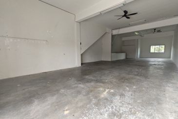 Pusat Perniagaan Gangsa