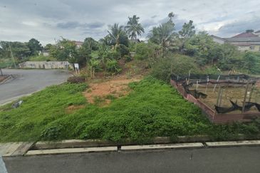 Pusat Perniagaan Gangsa