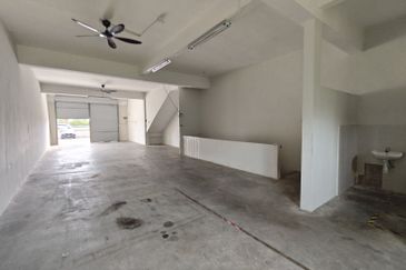 Pusat Perniagaan Gangsa