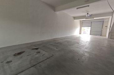 Pusat Perniagaan Gangsa