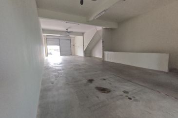 Pusat Perniagaan Gangsa