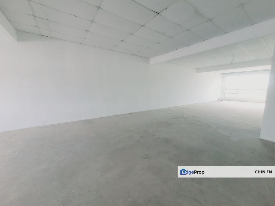 Facing Main Road 1st Floor Office Shop Gangsa Avenue Batu Berendam Melaka, Melaka, Batu Berendam