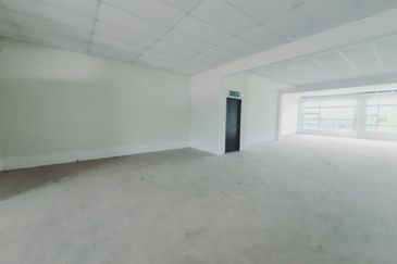 Pusat Perniagaan Gangsa