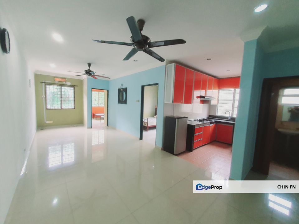 Lower Floor High Population of UTeM Student Tasik Utama Ayer Keroh Melaka, Melaka, Melaka Tengah