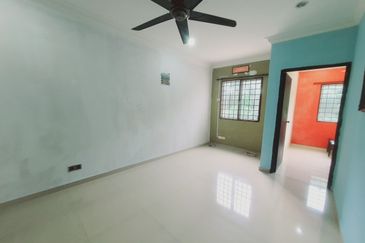 RUM PANGSA TAMAN TASIK UTAMA