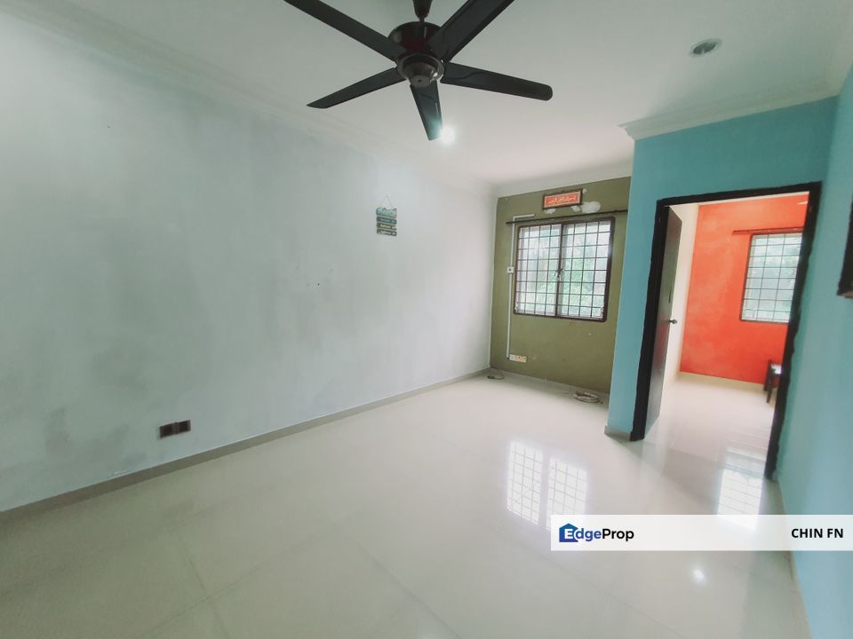 Lower Floor High Population of UTeM Student Tasik Utama Ayer Keroh Melaka, Melaka, Melaka Tengah