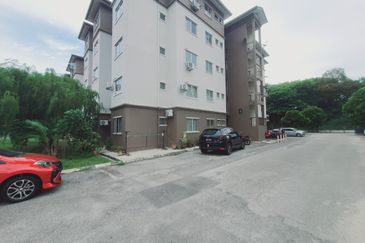 RUM PANGSA TAMAN TASIK UTAMA