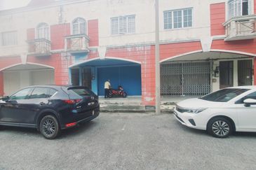 Taman Bachang Utaman