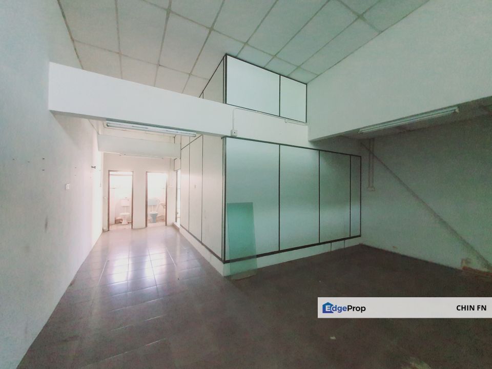 1st Floor Shop Office Face Main Road Merdeka Permai Batu Berendam, Melaka, Batu Berendam