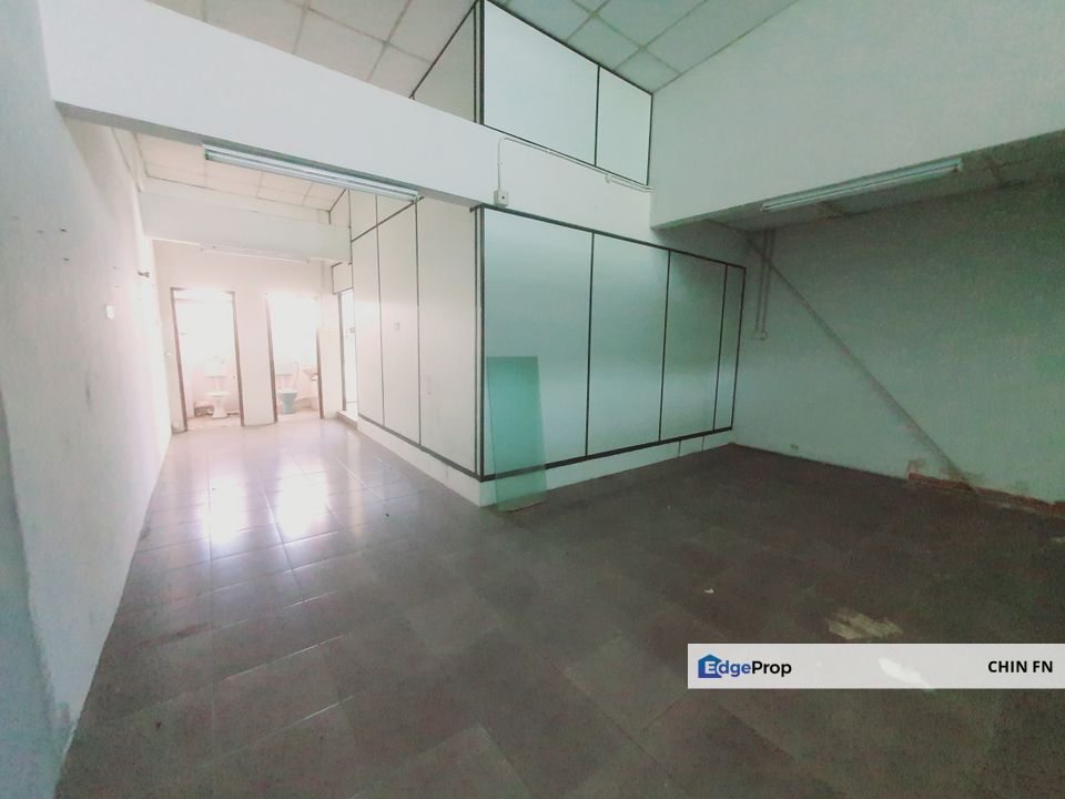 1st Floor Shop Office Face Main Road Merdeka Permai Batu Berendam, Melaka, Batu Berendam