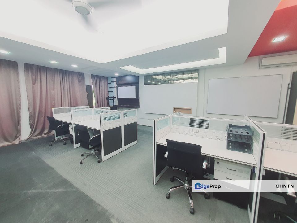 Fully Furnish Office Furniture 1st Floor Merdeka Permai Batu Berendam Melaka, Melaka, Batu Berendam