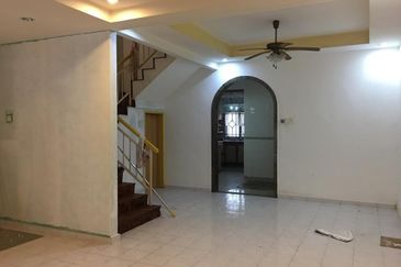 TAMAN DAHLIA (BUKIT BARU)