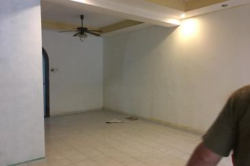 TAMAN DAHLIA (BUKIT BARU)