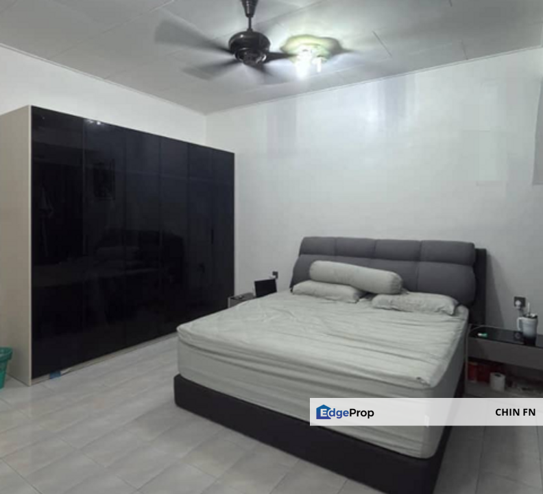 Below Bank Value 100% Full Loan Nice Teres Merdeka Jaya Batu Berendam, Melaka, Batu Berendam