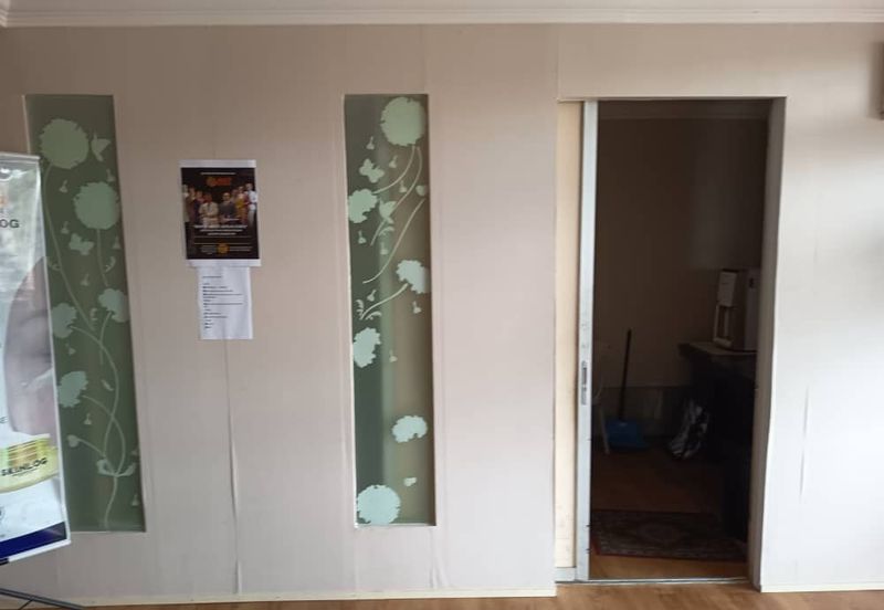 Carpet Flooring with Stage 1st Floor Shop Batu Berendam Putra Infineon