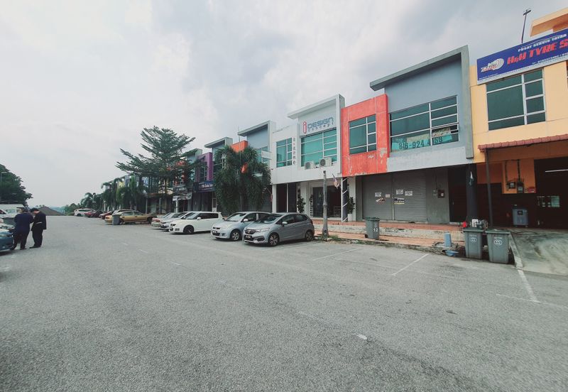 Face Main Road Ground Floor Shop Gangsa Avenue Batu Berendam Infineon