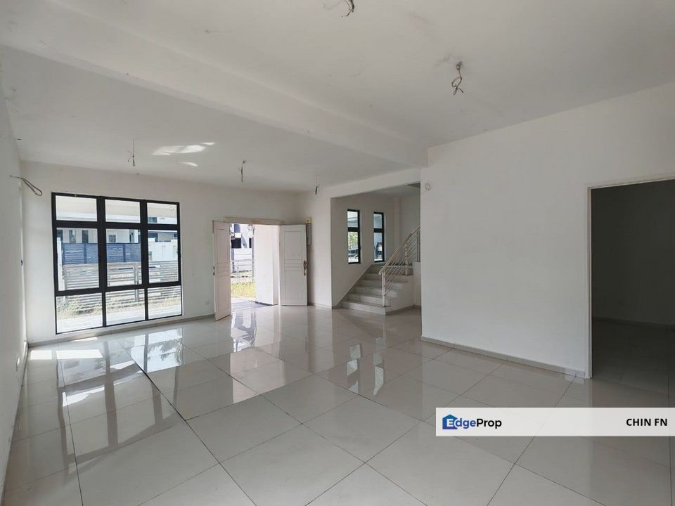 Below Value 23% Less MV RM180K Corner Semi D Vista Kirana Ayer Keroh, Melaka, Ayer Keroh