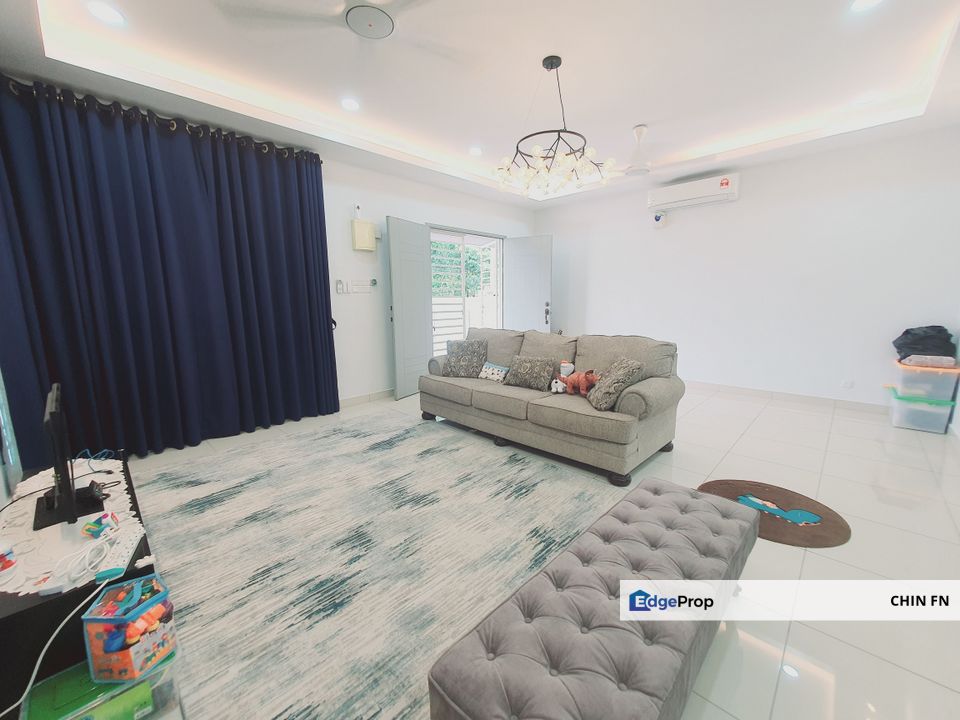 Nice Fully Furnish End Lot Unit 2 Sty Terrace House Cheng Setia , Melaka, Cheng