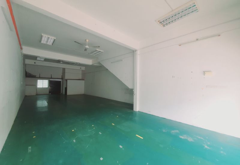 High Traffic Population Ground Floor Pusat Niaga Bukit Baru Utama Melaka