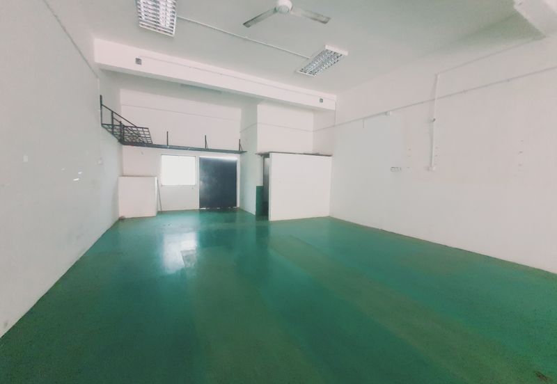 High Traffic Population Ground Floor Pusat Niaga Bukit Baru Utama Melaka