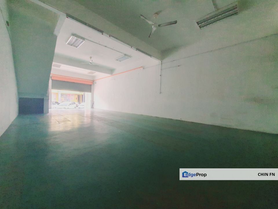 High Traffic Population Ground Floor Pusat Niaga Bukit Baru Utama Melaka, Melaka, Melaka Tengah