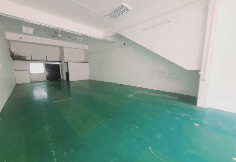 High Traffic Population Ground Floor Pusat Niaga Bukit Baru Utama Melaka