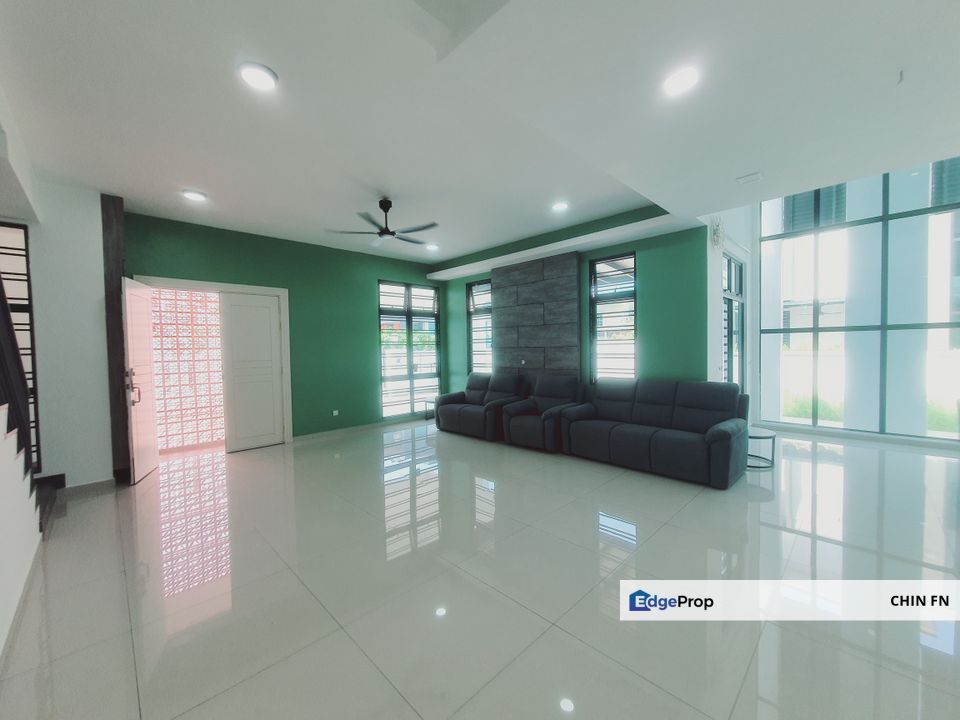 Below Value RM62K Nice Renovated House Semi D Vista Kirana Ayer Keroh Melaka, Melaka, Ayer Keroh