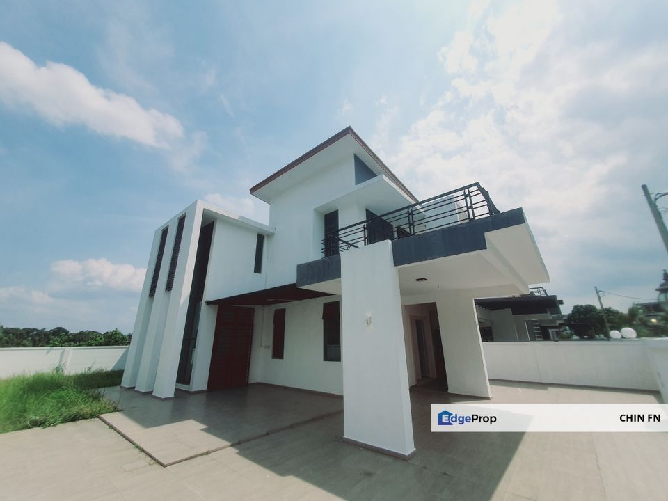 Below Value RM62K Nice Renovated House Semi D Vista Kirana Ayer Keroh Melaka, Melaka, Ayer Keroh