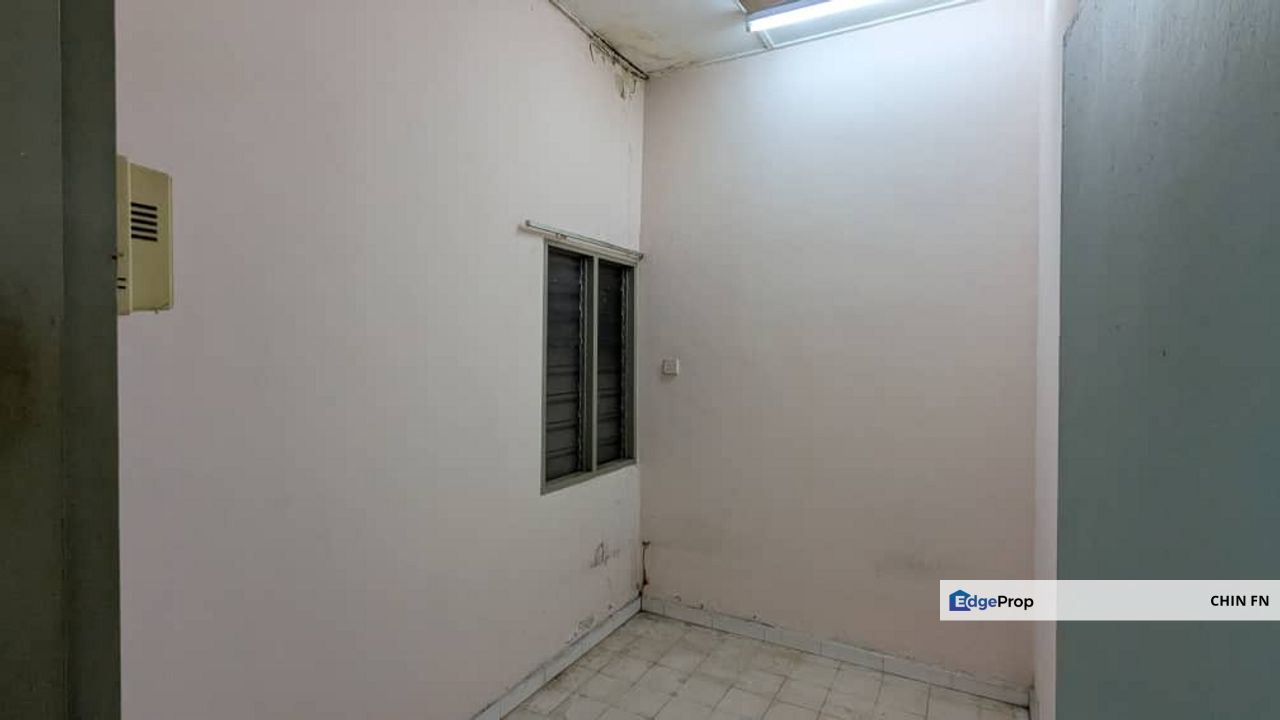 Below Value 26% Cash Back RM80K Freehold Teres Bukit Beruang Utama Melaka, Melaka, Melaka Tengah