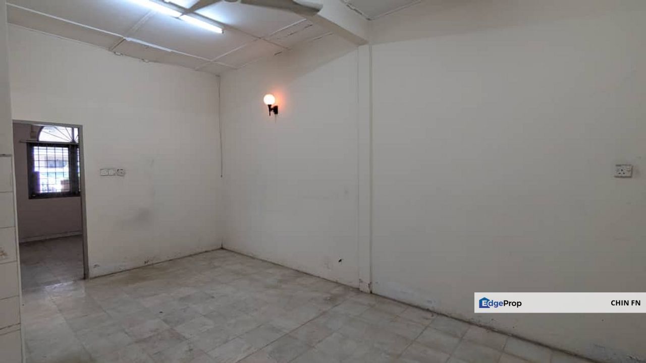 Below Value 26% Cash Back RM80K Freehold Teres Bukit Beruang Utama Melaka, Melaka, Melaka Tengah