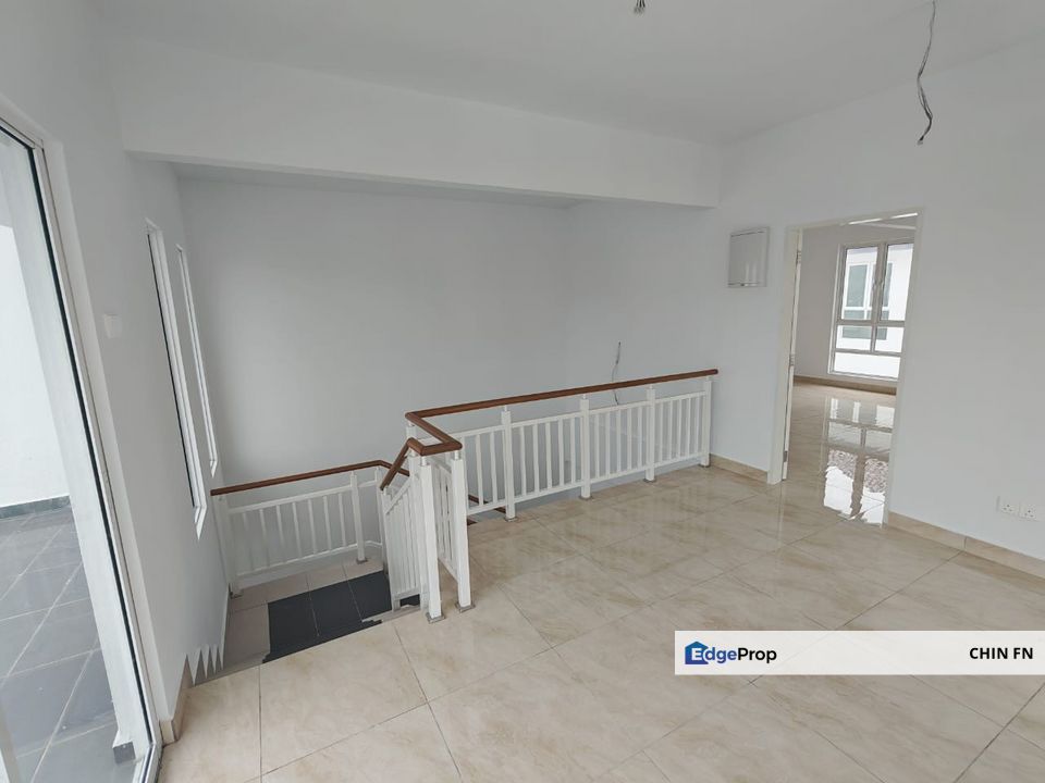 24hr Security Swimming Pool 2 Sty Semi D House Klebang Utama Melaka, Melaka, Klebang