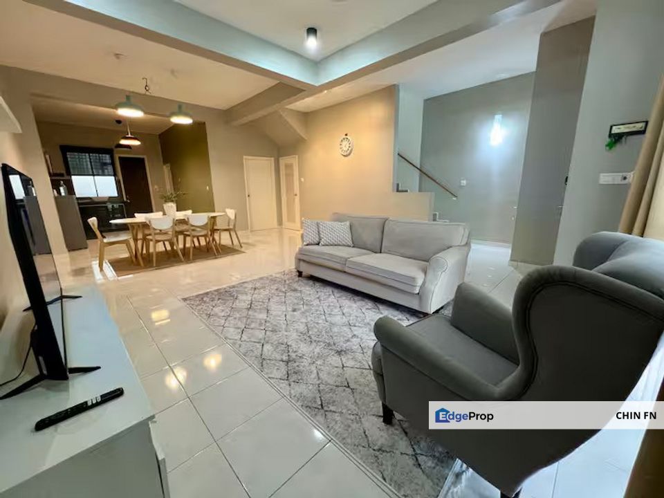 24hr Security Swimming Pool Fully Furnish Country Villa Ayer Keroh Melaka, Melaka, Jasin